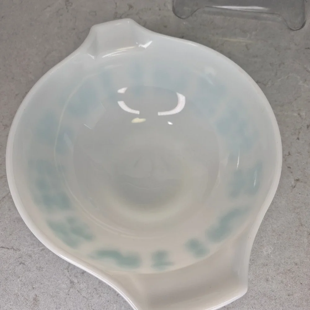 Pyrex Mixing Bowls Butterprint Amish 3 Piece Set Turquoise White